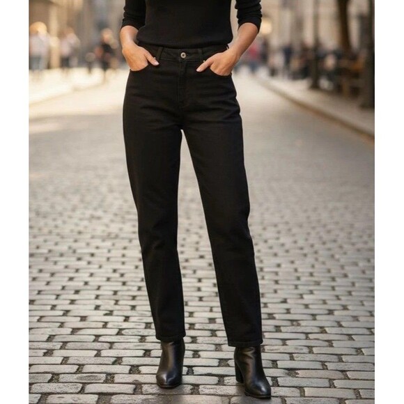 Faded Glory Womens Relaxed Fit  Black Jeans 18W New Rigid Denim Tapered 90s High - Picture 1 of 11